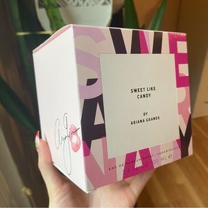 New Ariana Grande Sweet Like Candy EDP